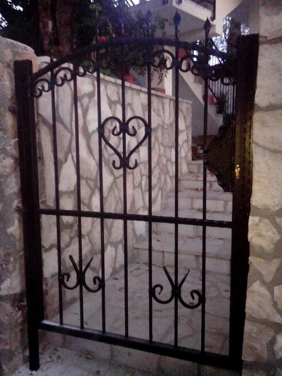 Apartmani Roganovic Luštica Exteriér fotografie