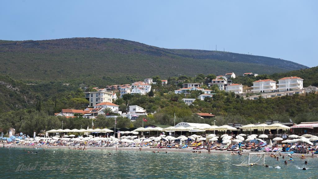 Apartmani Roganovic Luštica Exteriér fotografie